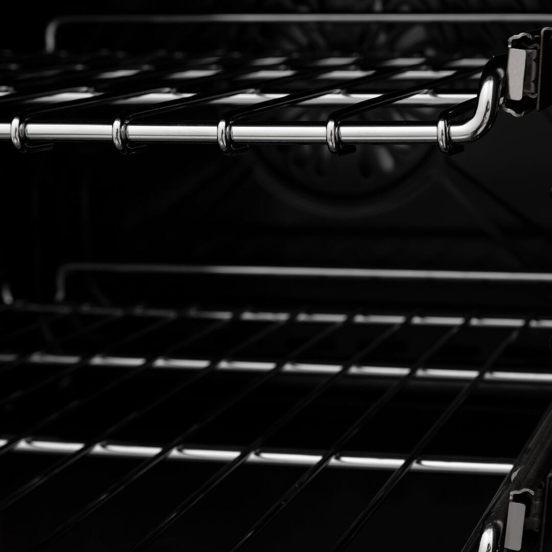 ZLINE 24 In. Professional Gas Range In Stainless Steel With Black Matte Door, RG-BLM-24 - Smart Kitchen Lab