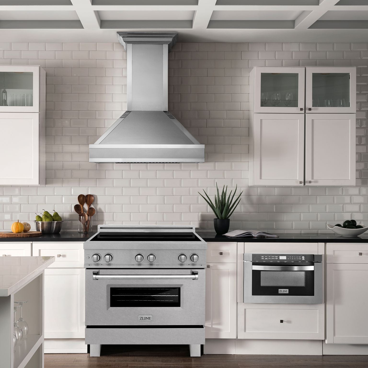 ZLINE 36 In. 4.6 cu. ft. Induction Range with a 4 Element Stove and Electric Oven in DuraSnow Stainless Steel, RAINDS-SN-36 - Smart Kitchen Lab