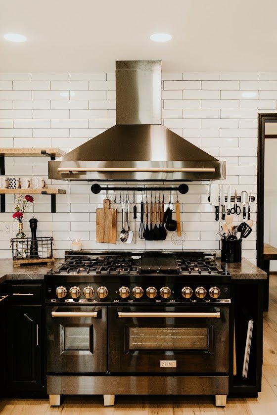 ZLINE 48 in. Autograph Edition Black Stainless Steel Range Hood with Gold Handle, BS655Z-48-G - Smart Kitchen Lab