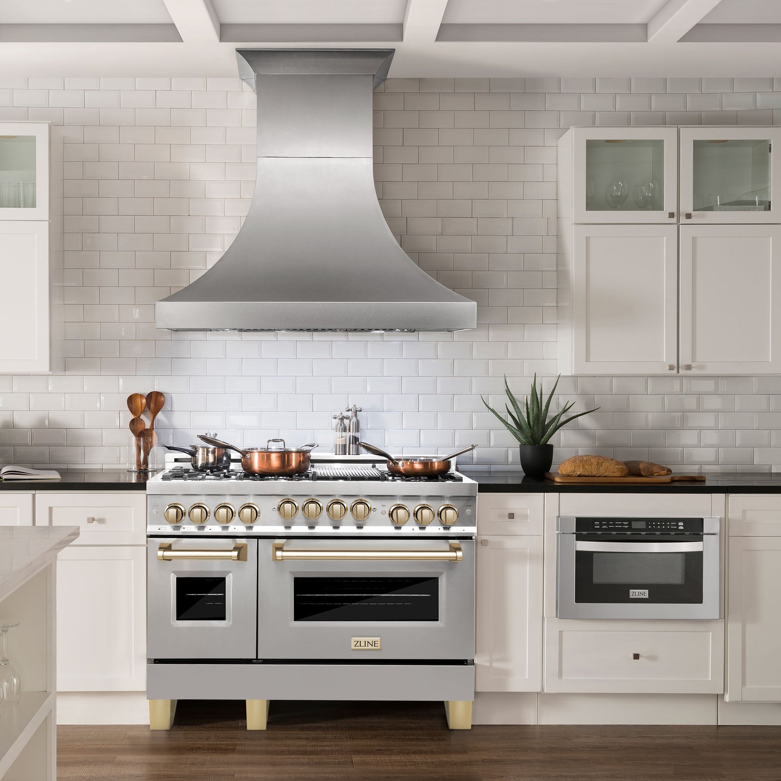 ZLINE Autograph Edition 48 Inch 6.0 cu. ft. Gas Range in Stainless Steel with Gold Accents, RGZ-48-G - Smart Kitchen Lab