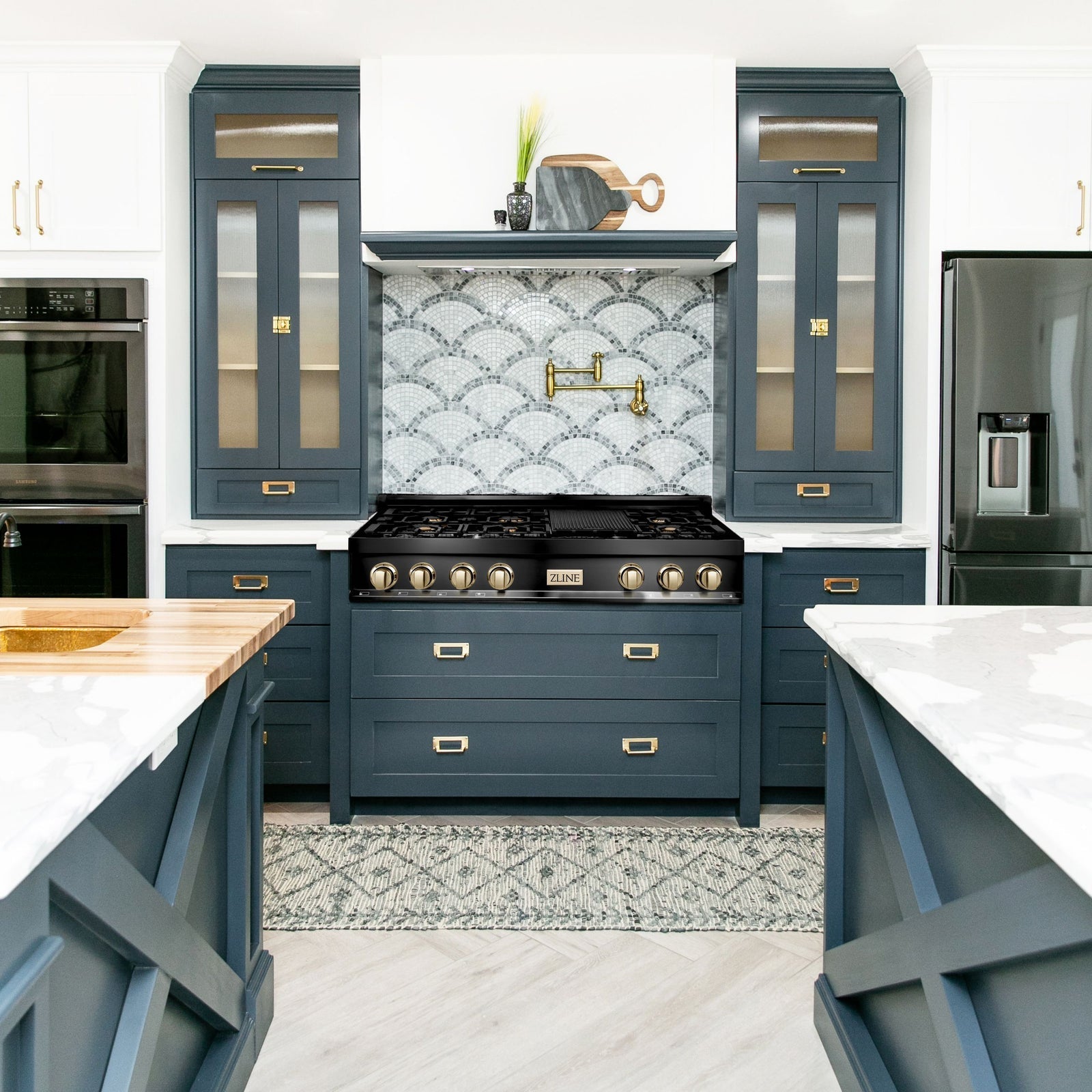 ZLINE Autograph Edition 48 Inch Porcelain Rangetop with 7 Gas Burners in Black Stainless Steel and Gold Accents, RTBZ-48-G - Smart Kitchen Lab